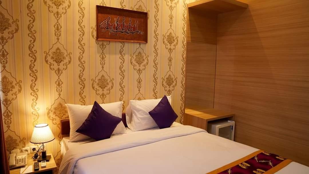 Elohim Hotel Sentani Jayapura Esterno foto