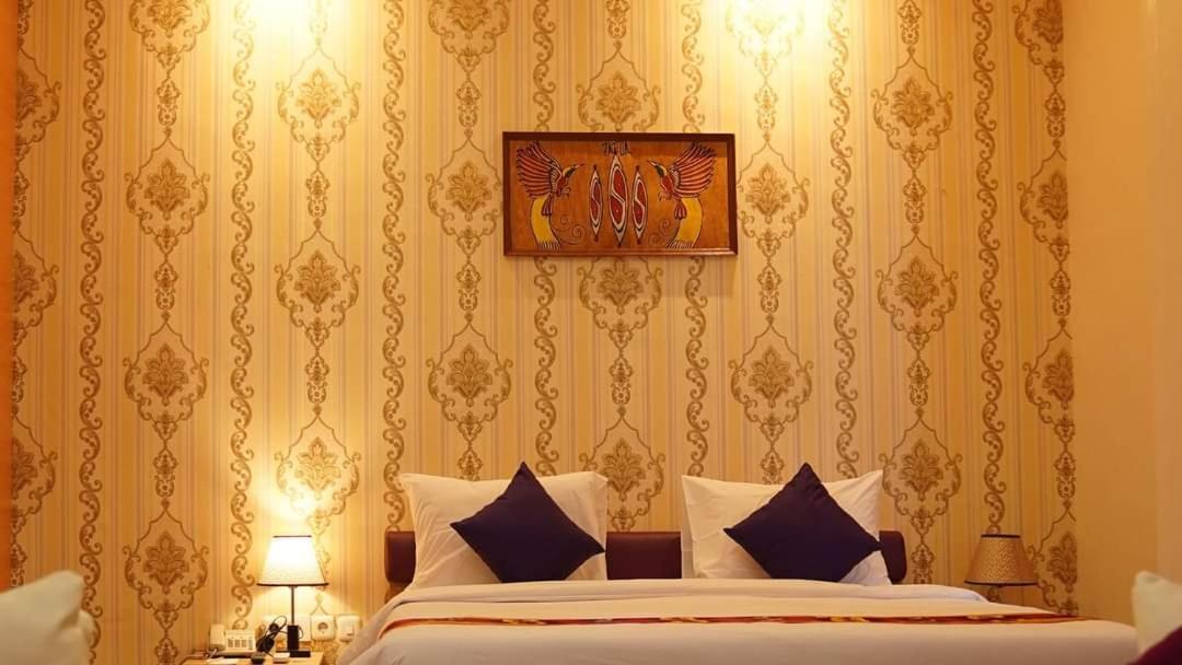 Elohim Hotel Sentani Jayapura Esterno foto