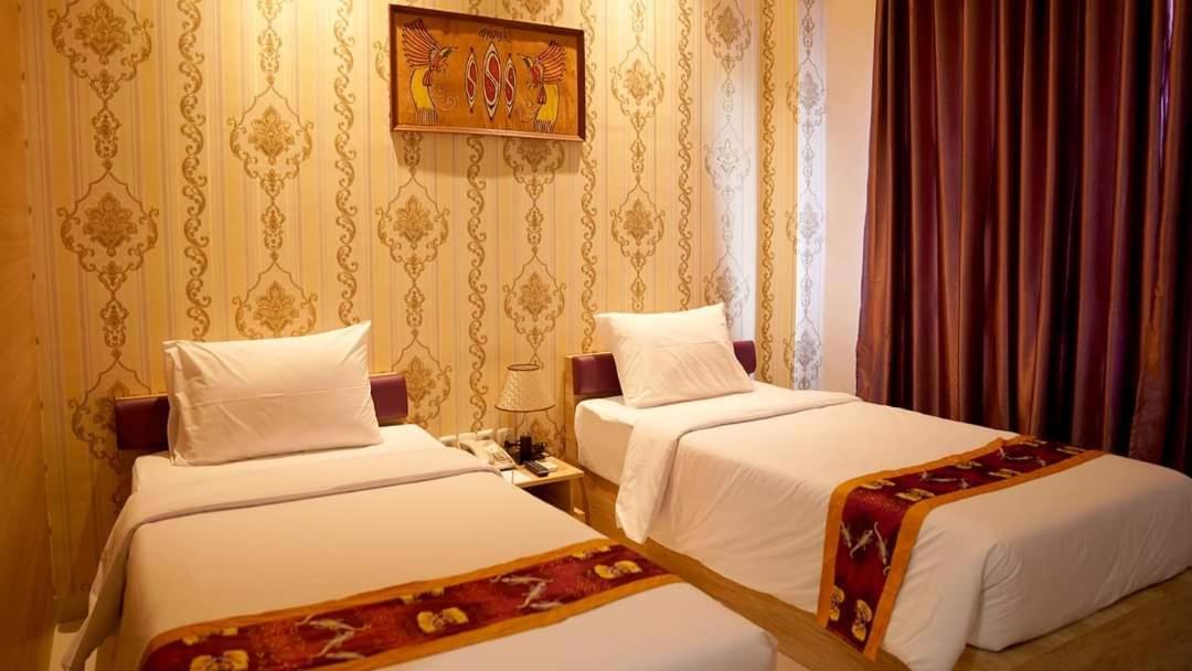 Elohim Hotel Sentani Jayapura Esterno foto